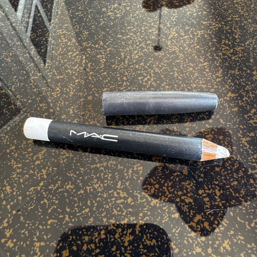 MAC Cosmetics Black Lip Liner Pencil
